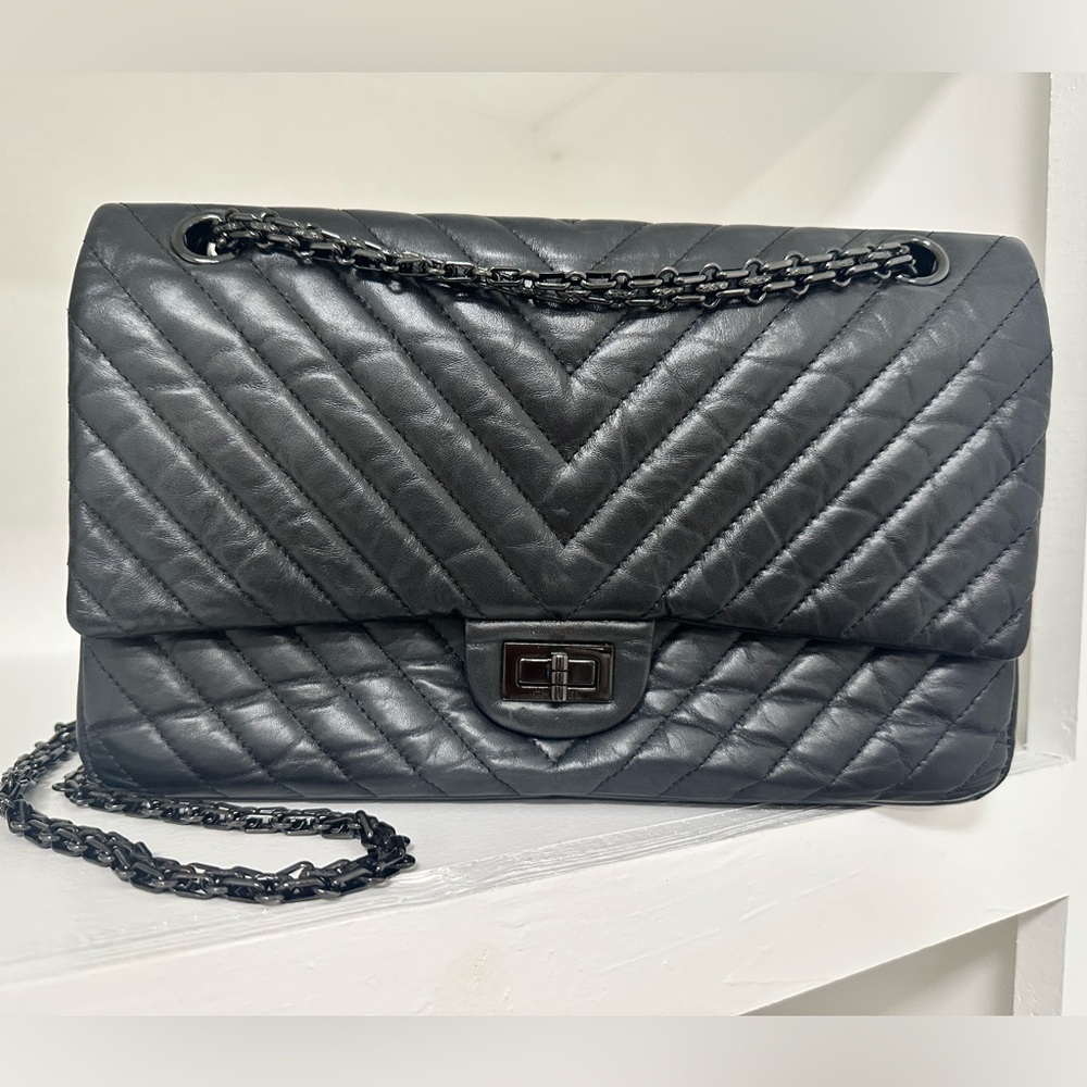 Chanel So Black Chevron quilted leather bag.